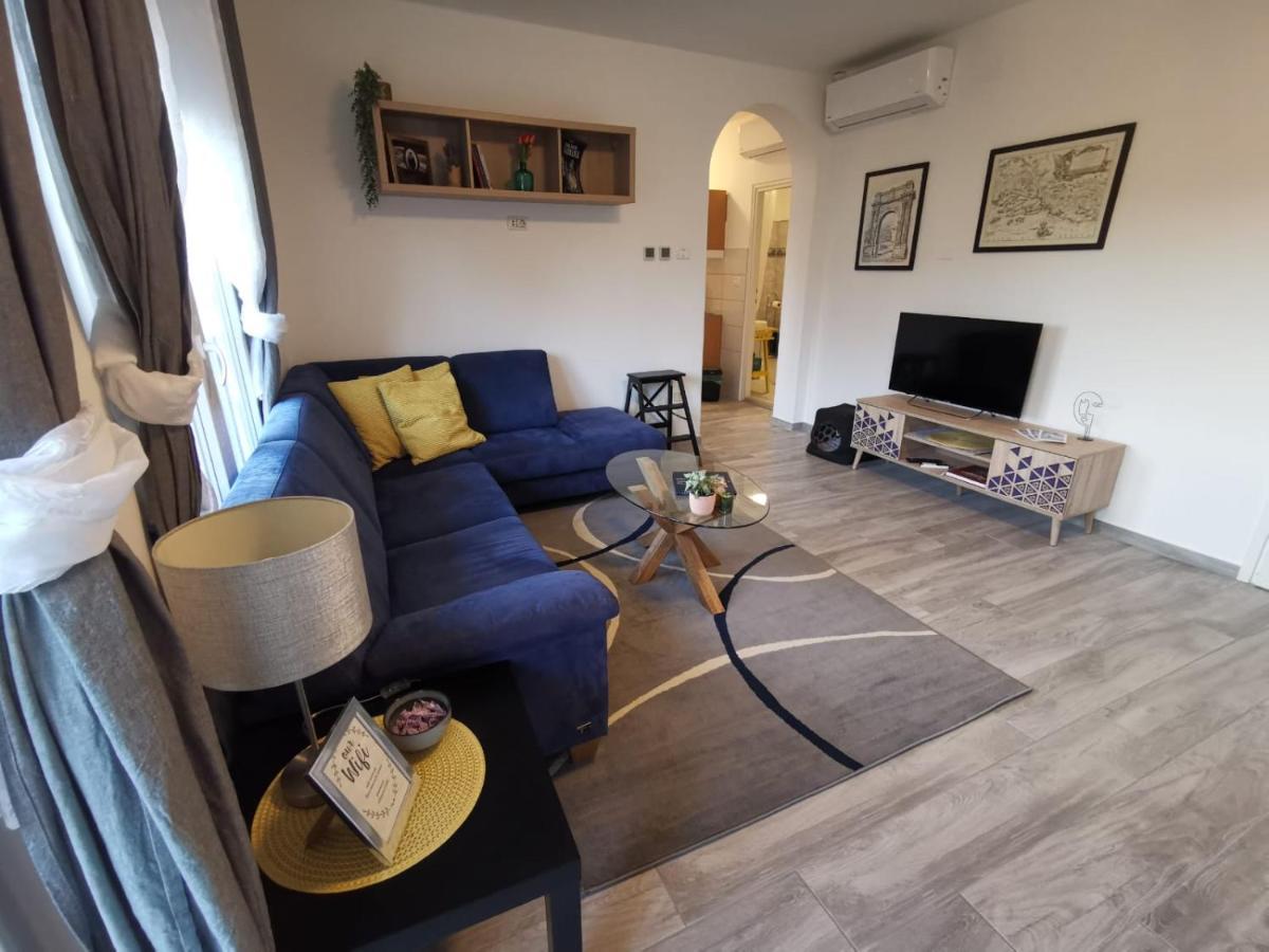 Apartments Bonvenon2Center بولا المظهر الخارجي الصورة