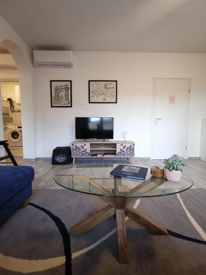 Apartments Bonvenon2Center بولا المظهر الخارجي الصورة