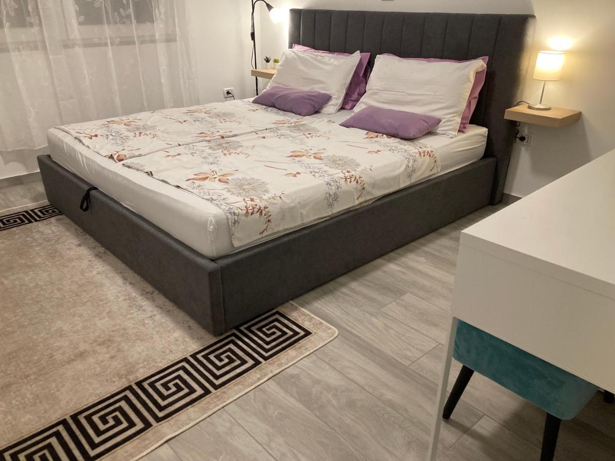 Apartments Bonvenon2Center بولا المظهر الخارجي الصورة